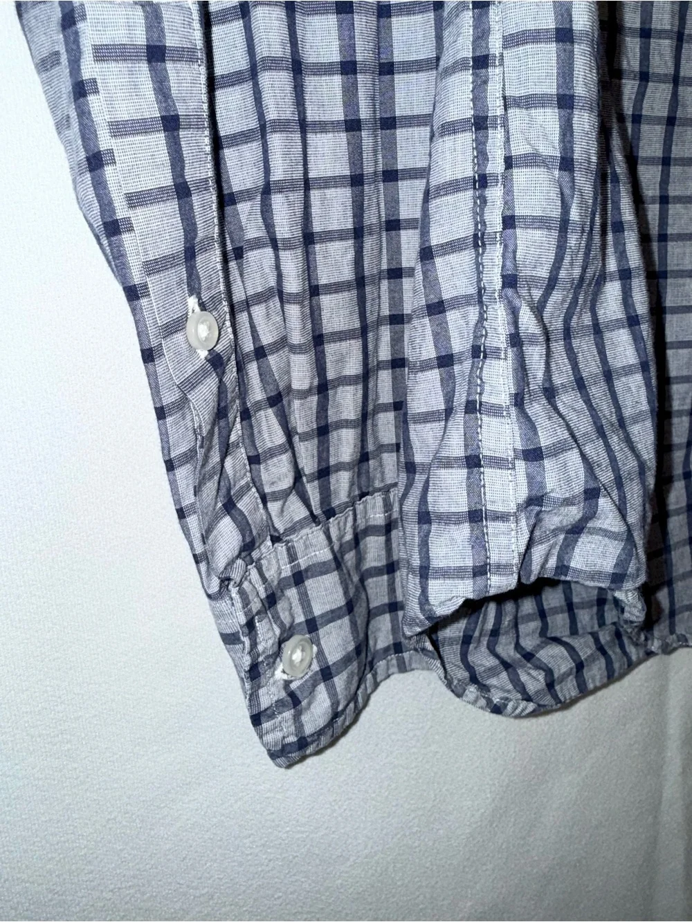 J. Crew Men’s Navy and Blue Checked LS Button-Down Shirt Size Small Cotton